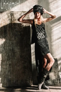 Chintamani Alchemistry Atua Print Top / Black^ Tank Top