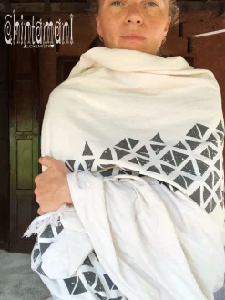 Chintamani Alchemistry Atua Wrap Shawl / White & Black^ Shawls & Scarfs
