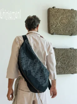 Chintamani Alchemistry Men Crossbody Bag / Black^ Backpacks & Bags